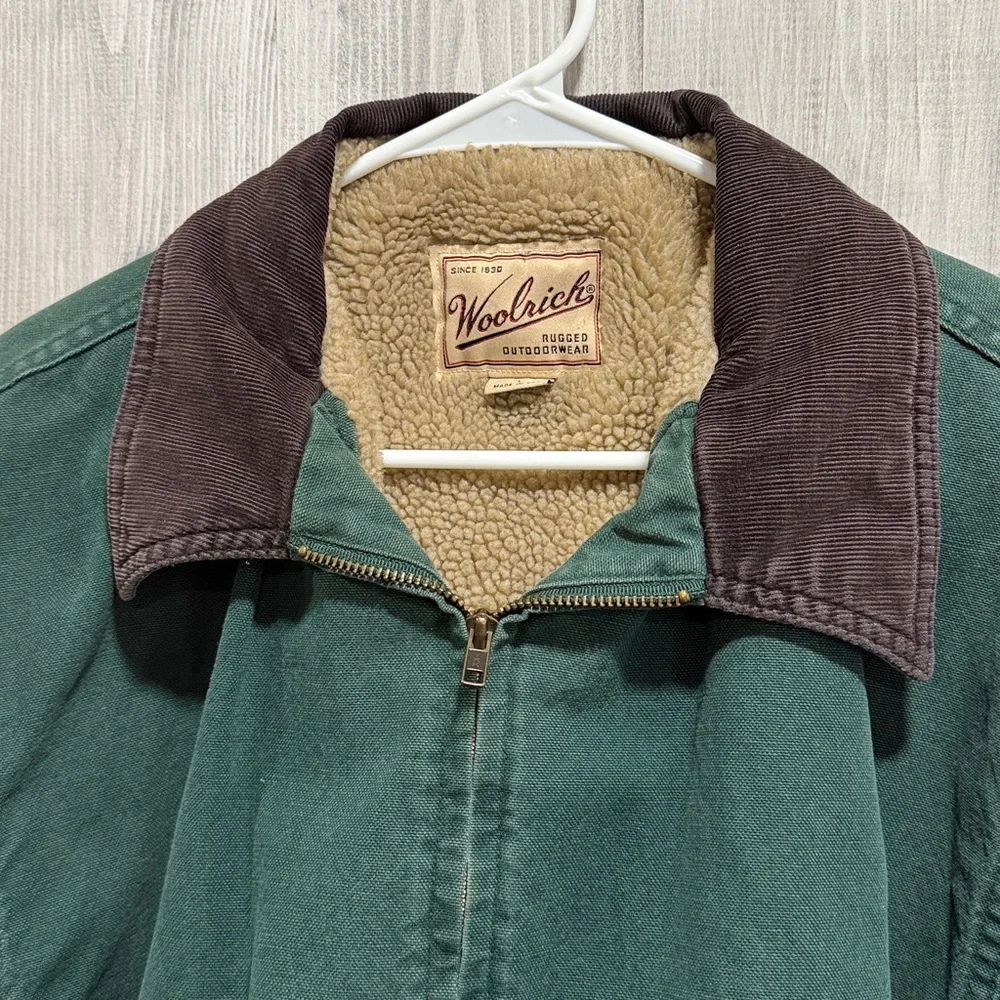 Men’s size L vintage Woolrich hunter green Sherpa lined barn coat with zipper - Picture 2 of 6
